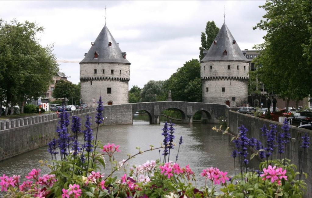 B&B Bloemenweelde Arrondissement di Courtrai Esterno foto